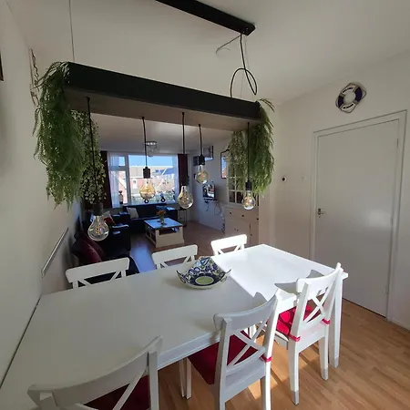 De Groten Zes Hébergement de vacances *