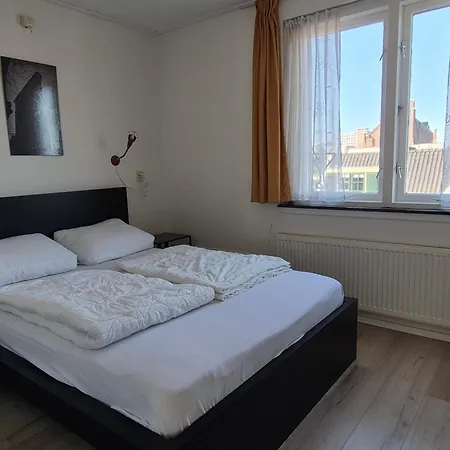 De Groten Zes Tatil Evi *